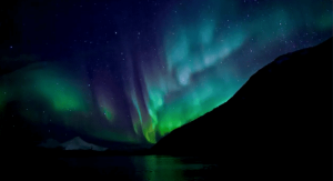 – 201107aurora borealis