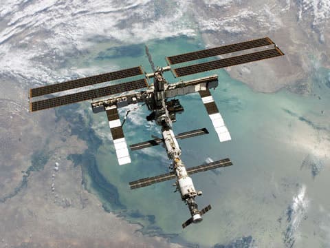 – 201108iss