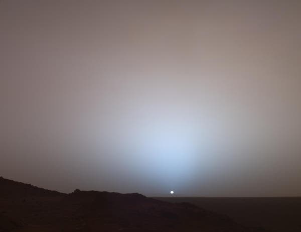 – 201109sunset on mars