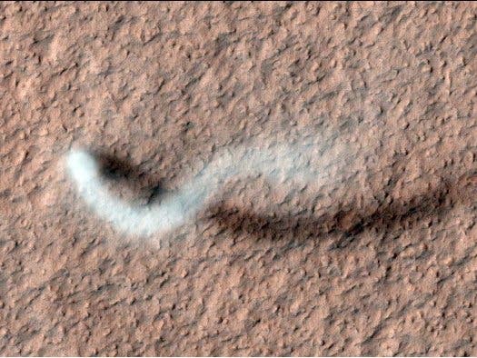 – 201203mars dust devil