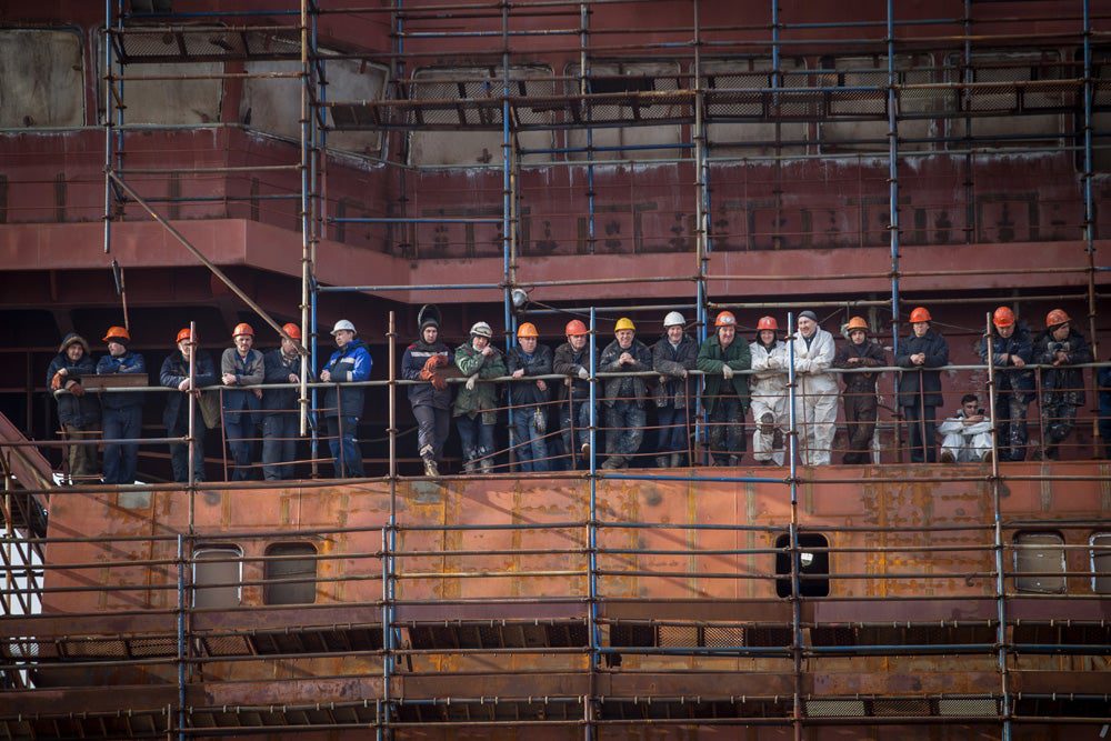 The beginning of towing of FPU âAcademik Lomonosovâ to Pevek