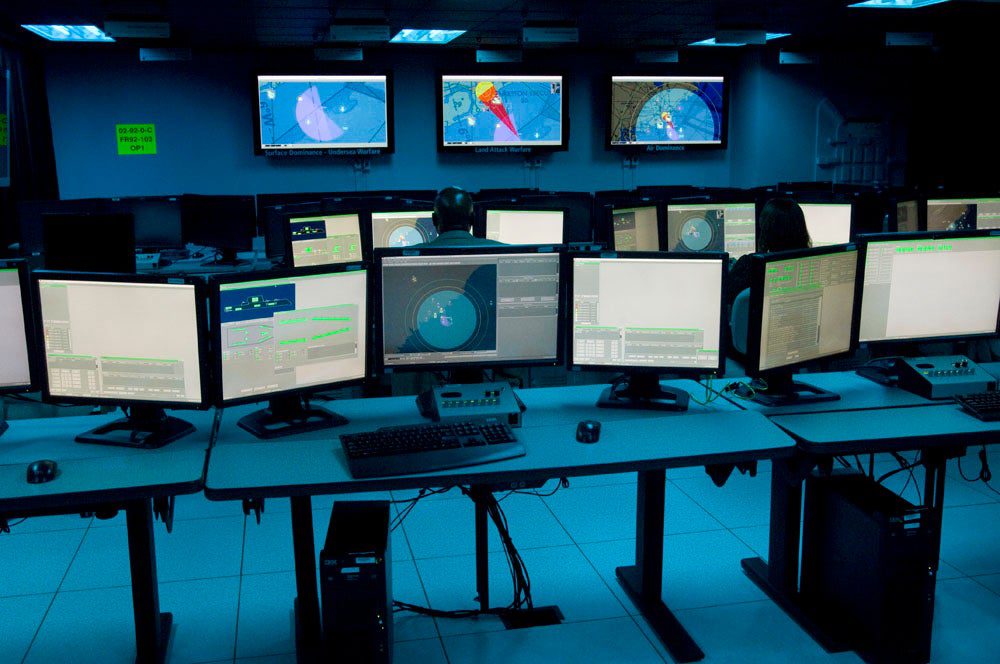 Zumwalt bridge office with rows of computer stations