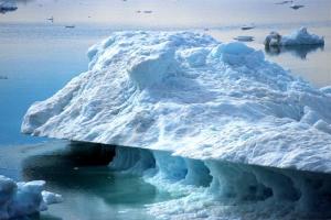 ice melting greenland