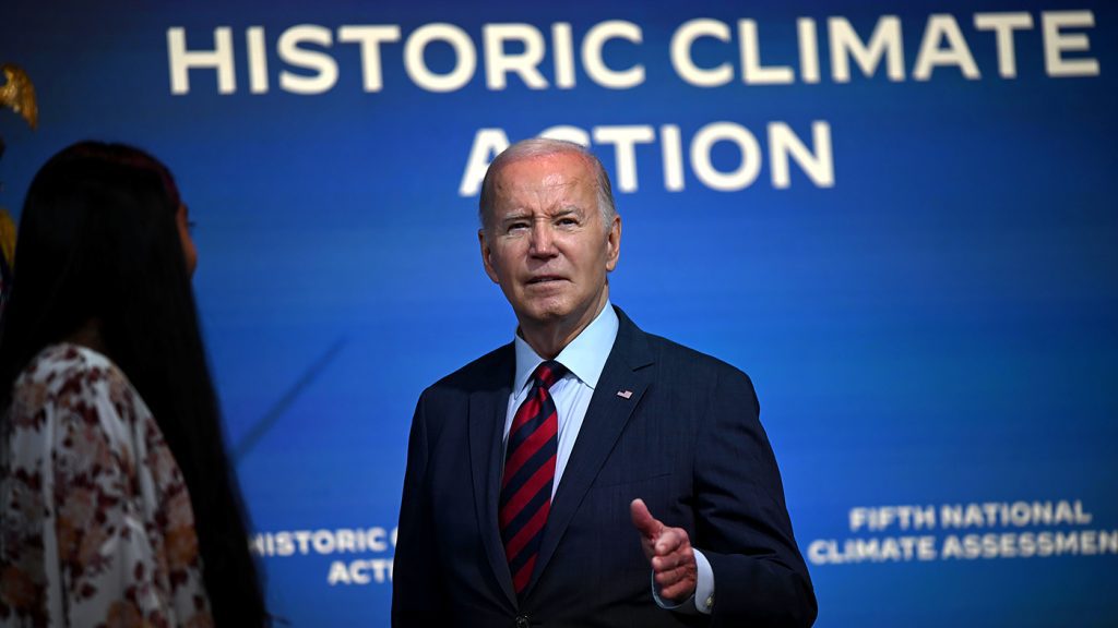 – 202311bidenjoe 111423mn08 w