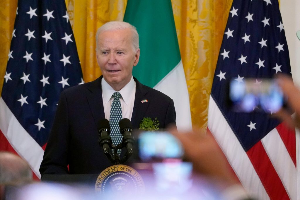 – 202403Biden Ireland 76044