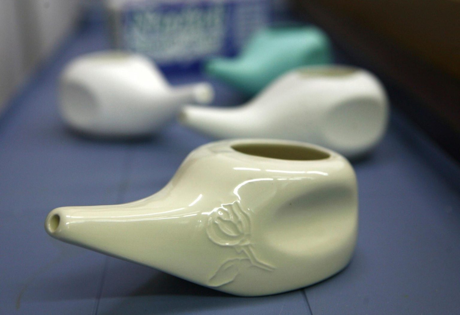 – 202403Neti Pots Amoeba 09086