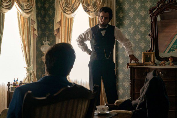 Hamish Linklater portrays President Abraham Lincoln in the new Apple TV+ limited series "Manhunt." (Courtesy of Apple TV+)