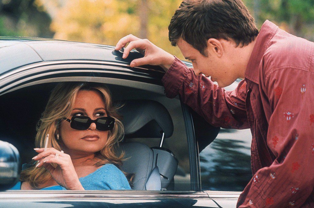 Jennifer Coolidge and Eddie Kaye Thomas in American Pie