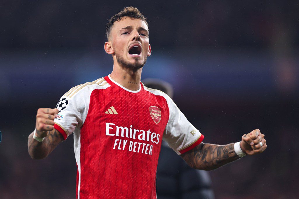 Ben White of Arsenal celebrates winning the penalty shoot out during the UEFA Champions League 2023/24 round of 16 second leg match between Arsenal FC and FC Porto at Emirates Stadium