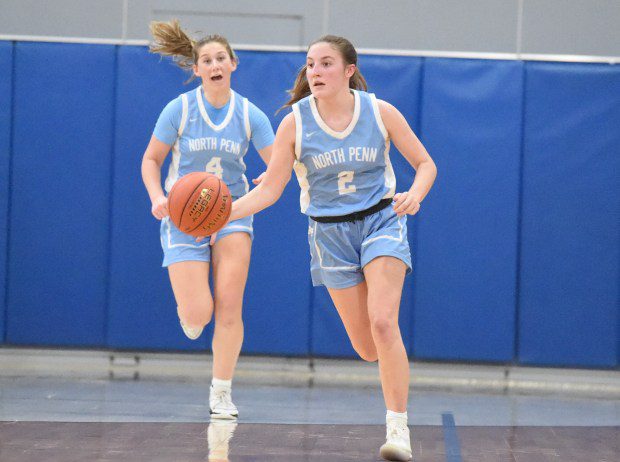 North Penn's Cameron Crowley, 4, dribbles up the court against Garnet Valley during their PIAA-6A quarterfinal on Friday, March 15, 2024 at Bensalem High School. (Mike Cabrey/MediaNews Group)