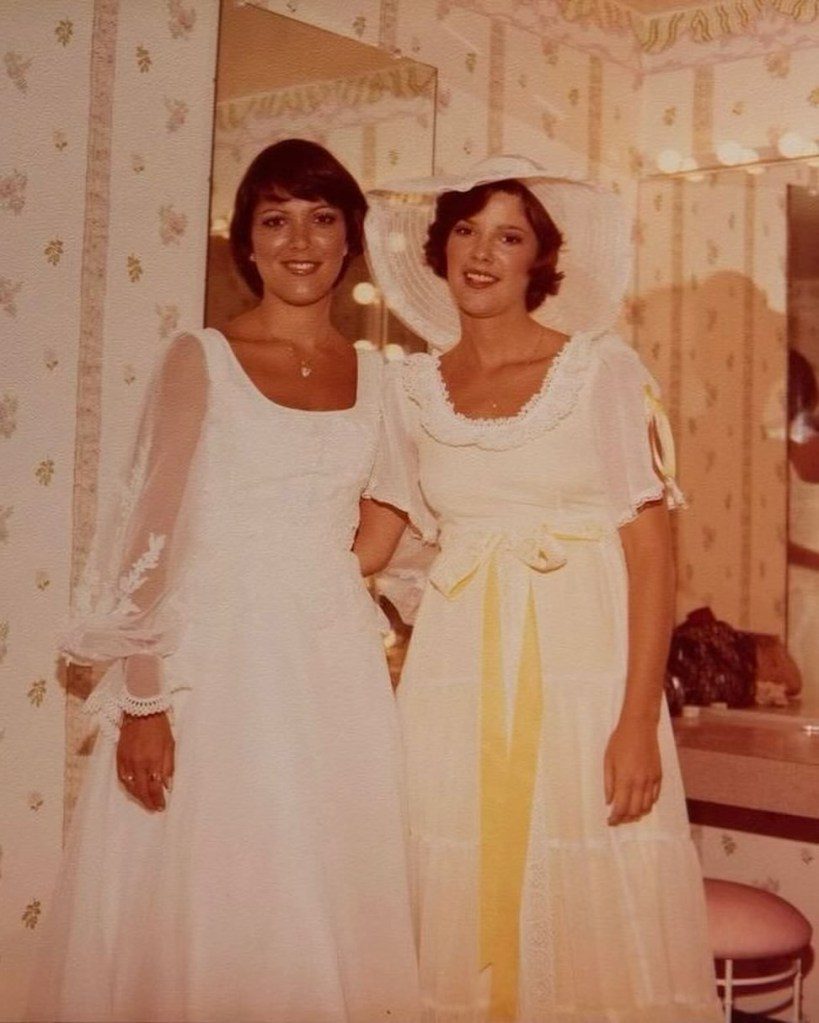 Kris Jenner with sister Karen Houghton 