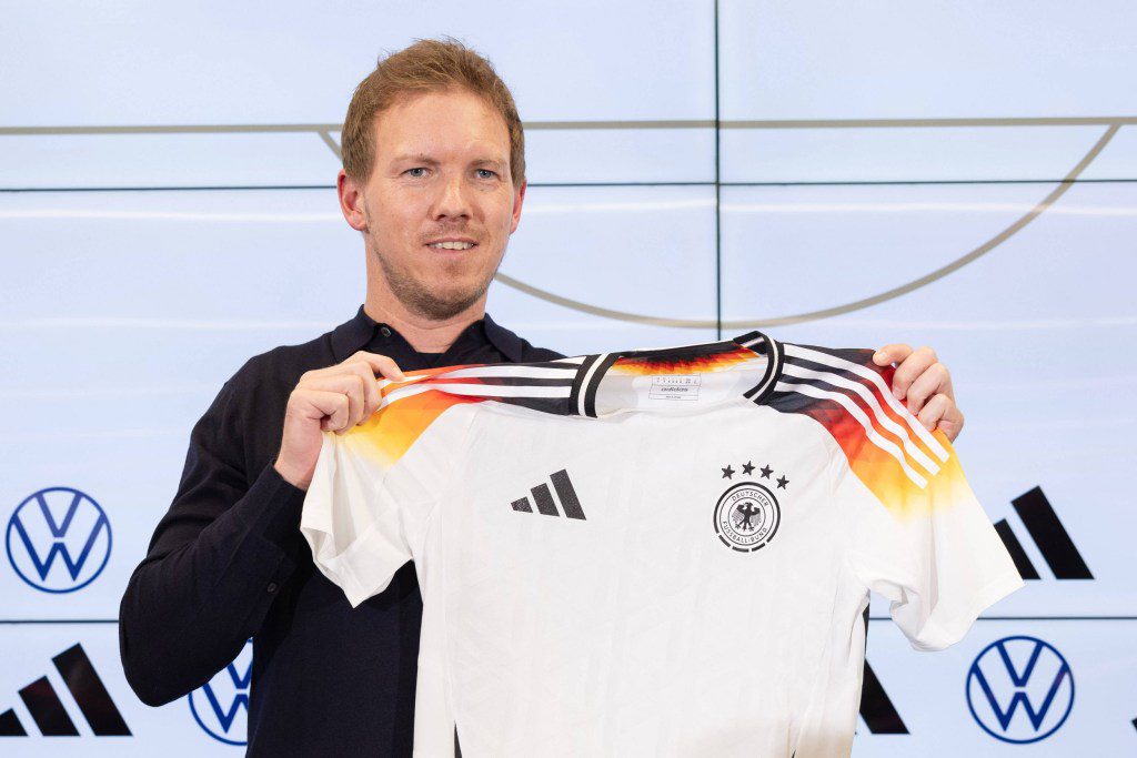 DFB - Pressekonferenz zur Kadernominierung f??r die L??nderspiele gegen Frankreich und die Niederlande Bundestrainer Julian Nagelsmann stellt das neue Heimtrikot vor. DFB-Pressekonferenz mit Bundestrainer Julian Nagelsmann auf dem DFB-Campus in Frankfurt am Main am 14. M??rz 2024., Frankfurt am Main Hessen Deutschland DFB-Campus *** DFB press conference on the squad nomination for the international matches against France and the Netherlands National coach Julian Nagelsmann presents the new home jersey DFB press conference with national coach Julian Nagelsmann at the DFB Campus in Frankfurt am Main on March 14, 2024 , Frankfurt am Main Hessen Germany DFB Campus, Credit:IMAGO/J??rgen Kessler / Avalon