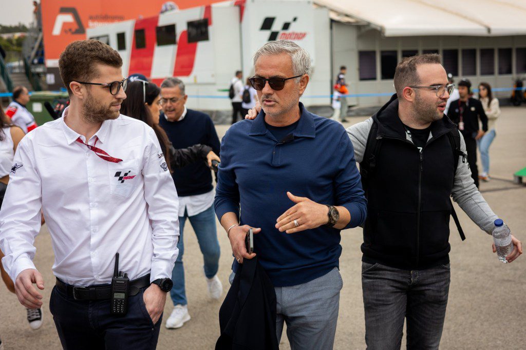 epa11240721 Football manager Jose Mourinho (C) walks through the paddock ahead of the Motorcycling Grand Prix of Portugal, in Portimao, Portugal, 24 March 2024. EPA/JOSE SENA GOULAO