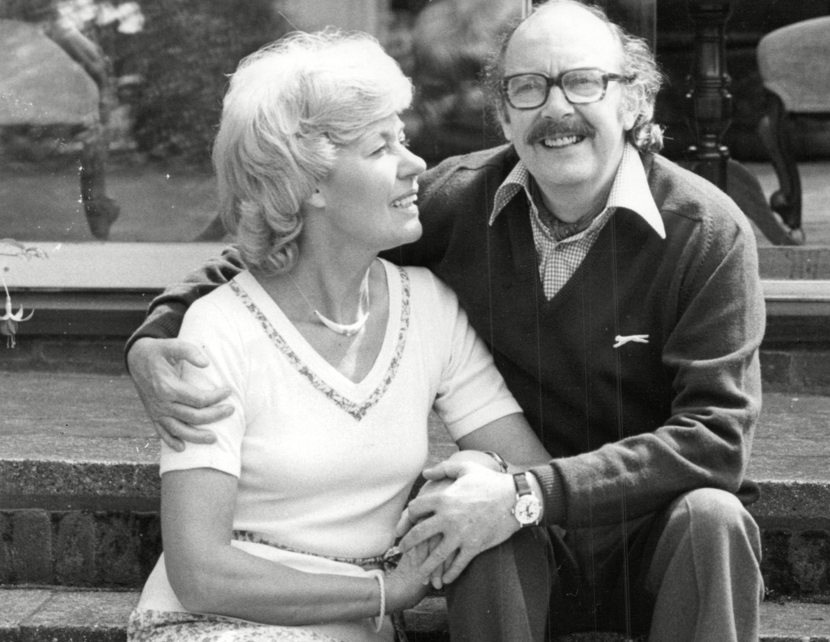 Eric Morecambe Comedian With Wife Joan Morecambe 1979 