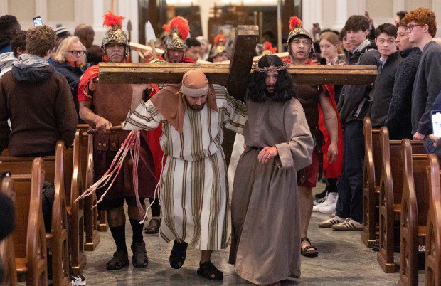 Cathedral of the Holy Cross was filled with worshipers. (Matt Stone/Boston Herald)