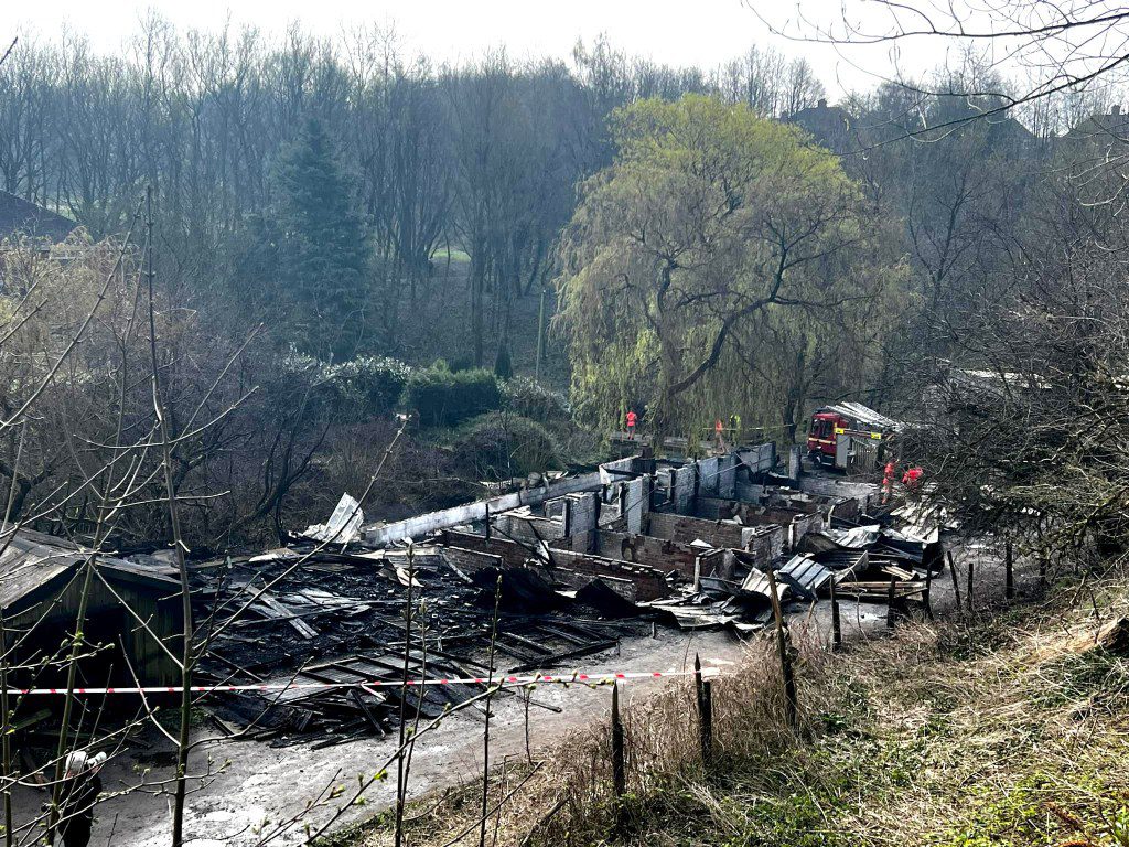 Fire at derelict barn in Royton, Oldham (Picture: Richard Sadler)