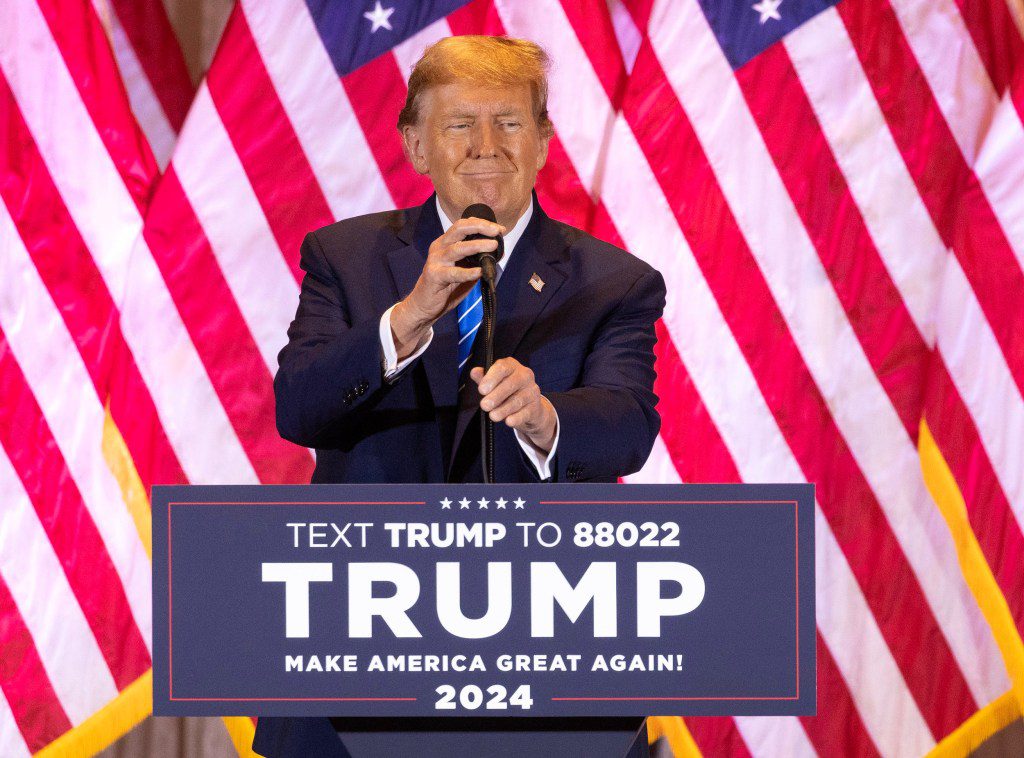 epa11201255 Former US President Donald Trump speaks to supporters during the Super Tuesday Election Night Watch Party in Mar-a-Lago, Palm Beach, Florida, USA, 05 March 2024. On 'Super Tuesday,' voters in 16 states and one US territory cast their ballots for presidential candidates in the 2024 United States primary elections. Trump is running against Former South Carolina Governor Nikki Haley for the Republican presidential primary. EPA/CRISTOBAL HERRERA-ULASHKEVICH