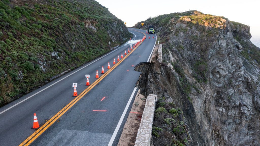 – 202404Californiahighway1 collapse 040124ap