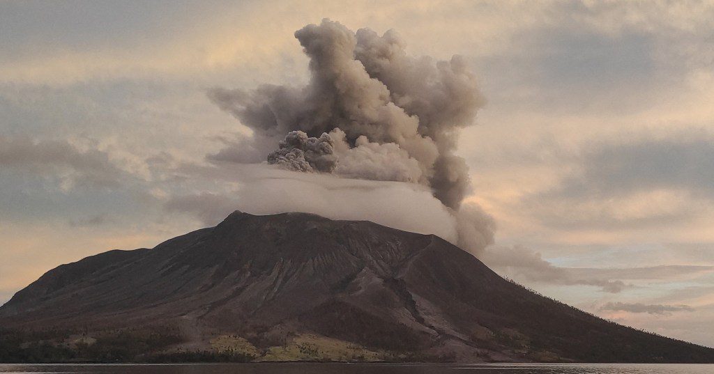 Mount Ruang.