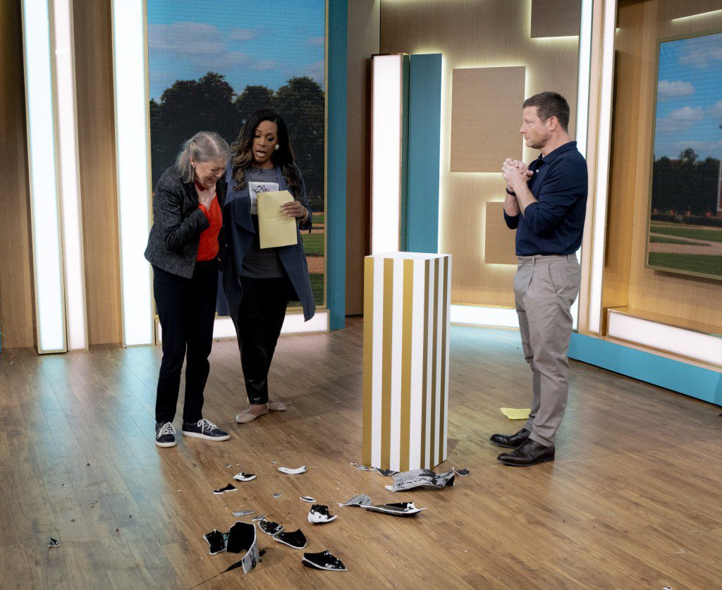 Alison Hammond consoles guest