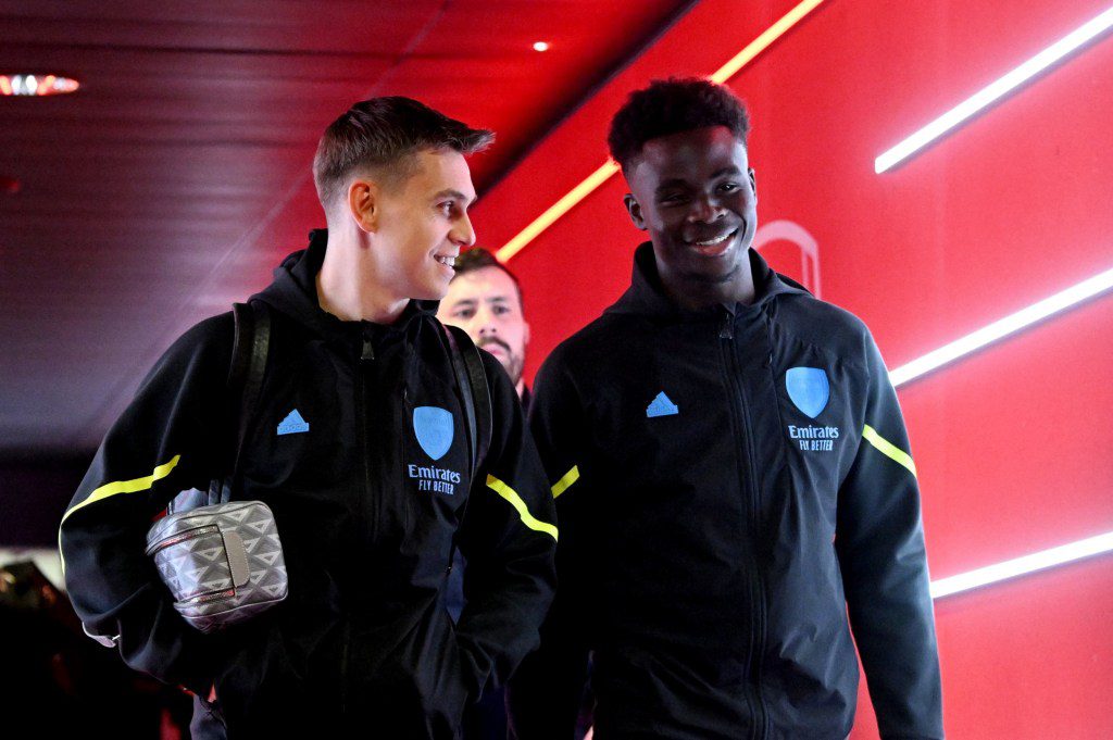 England star Saka arriving with the Arsenal team at the Emirates Stadium