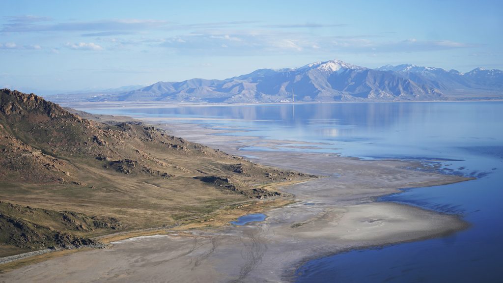 – 202309GreatSaltLake Utah AP 0906 1